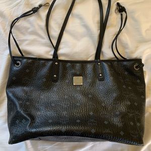 MCM Black Liz Reversible Medium Tote Bag (Galaxy)